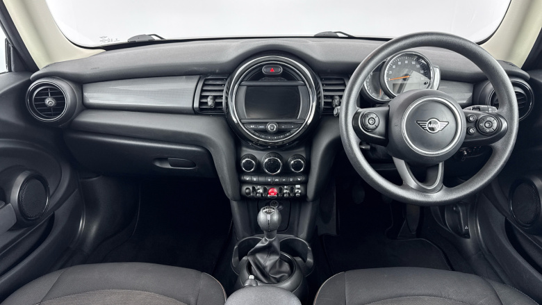 MINI Hatchback 1.5 Cooper Classic II 3dr [Comfort Pack] Petrol Hatchback